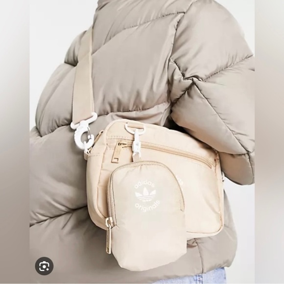 NEW Adidas Originals Puffer and Pouch Crossbody Bag - Picture 7 of 14